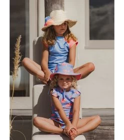 Girls' Beach Bloom Short Sleeve Two Piece Rash Guard Set (Baby, Toddler, Little Kid) 9 Girls' Beach Bloom Short Sleeve Two Piece Rash Guard Set (Baby, Toddler, Little Kid) -Swim Equipment Store 7631512961192 blue 4a